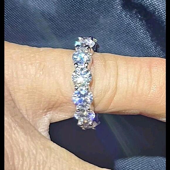 Moissenite 6 C And 925 Sterling Silver Engagement Ring Size 6 - Picture 1 of 9